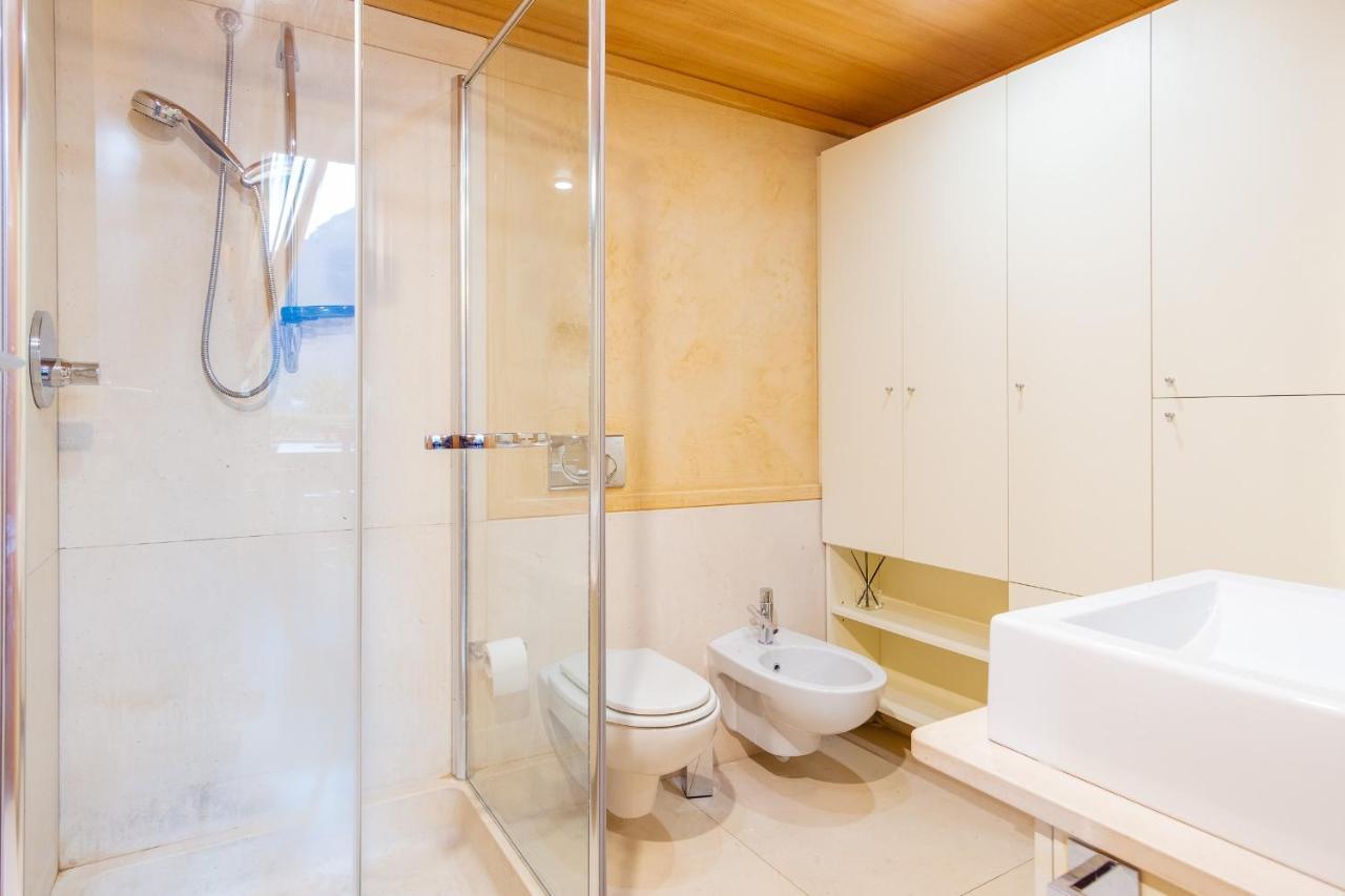 Colibri Lakeview Apartment 贝拉焦 外观 照片